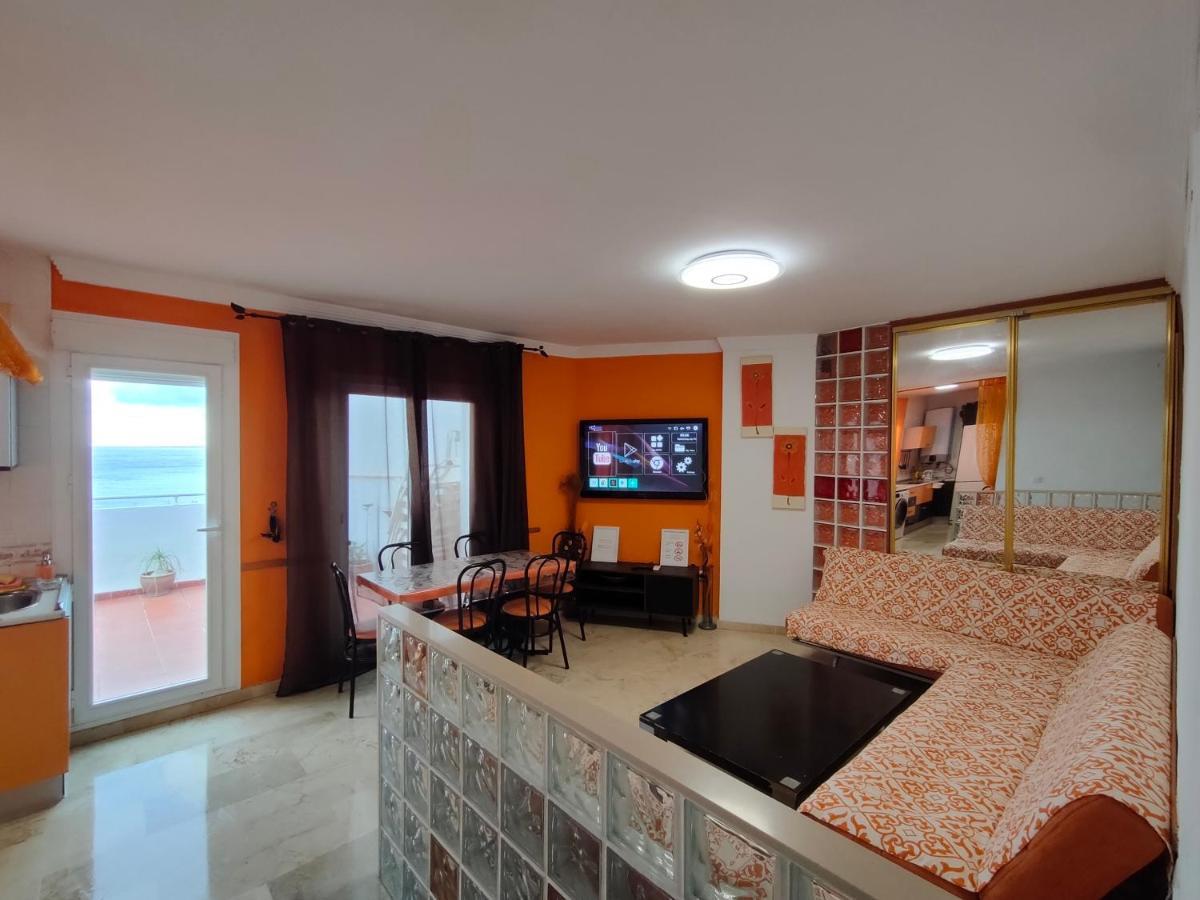 Appartamento Penthouse Near The Beach Fuengirola Esterno foto