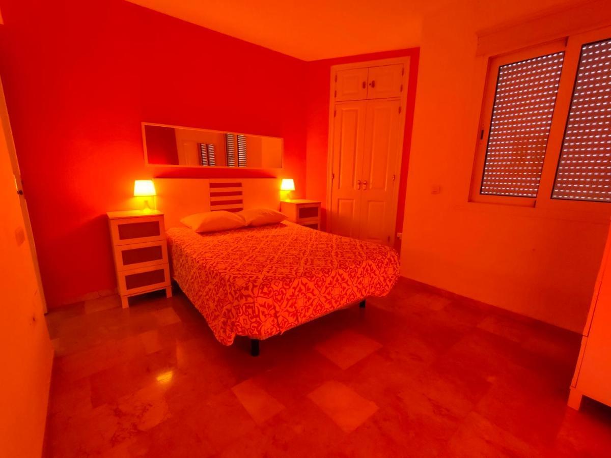 Appartamento Penthouse Near The Beach Fuengirola Esterno foto